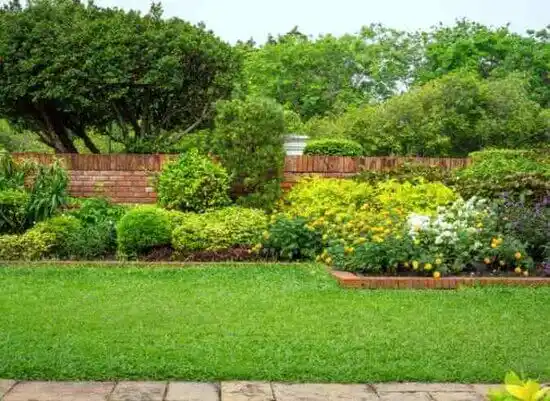 landscaping services Breckenridge Hills